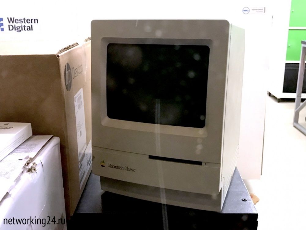Apple Macintosh Classic